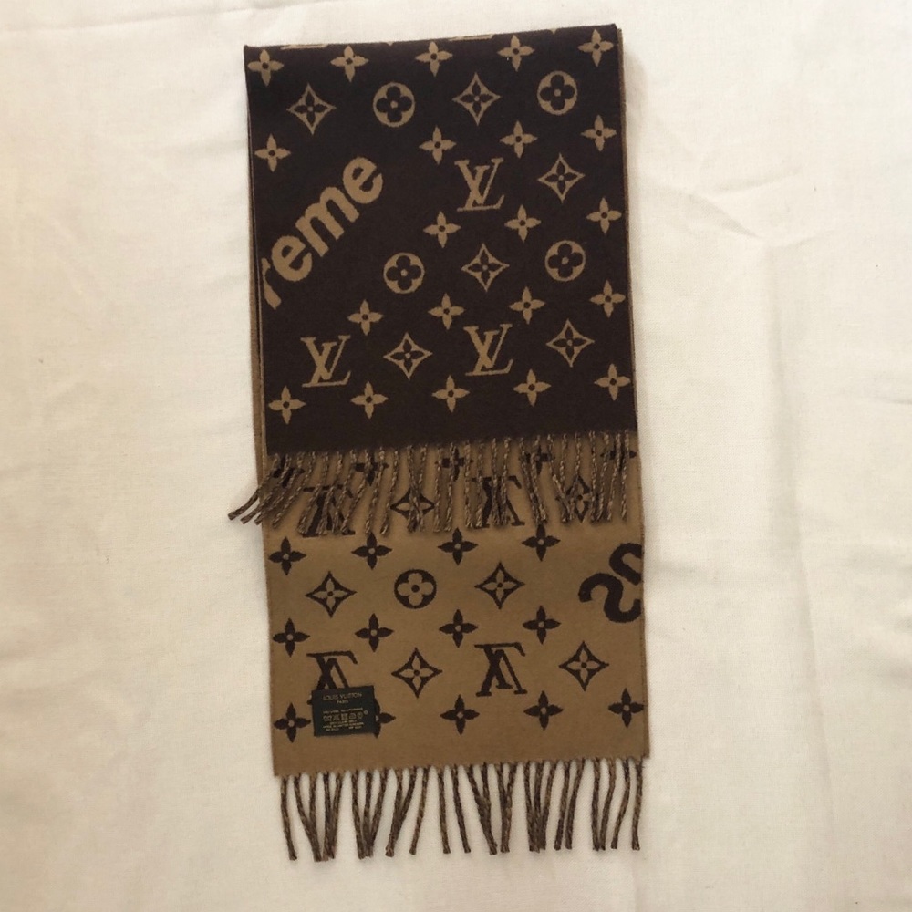 Louis Vuitton x Supreme Scarf